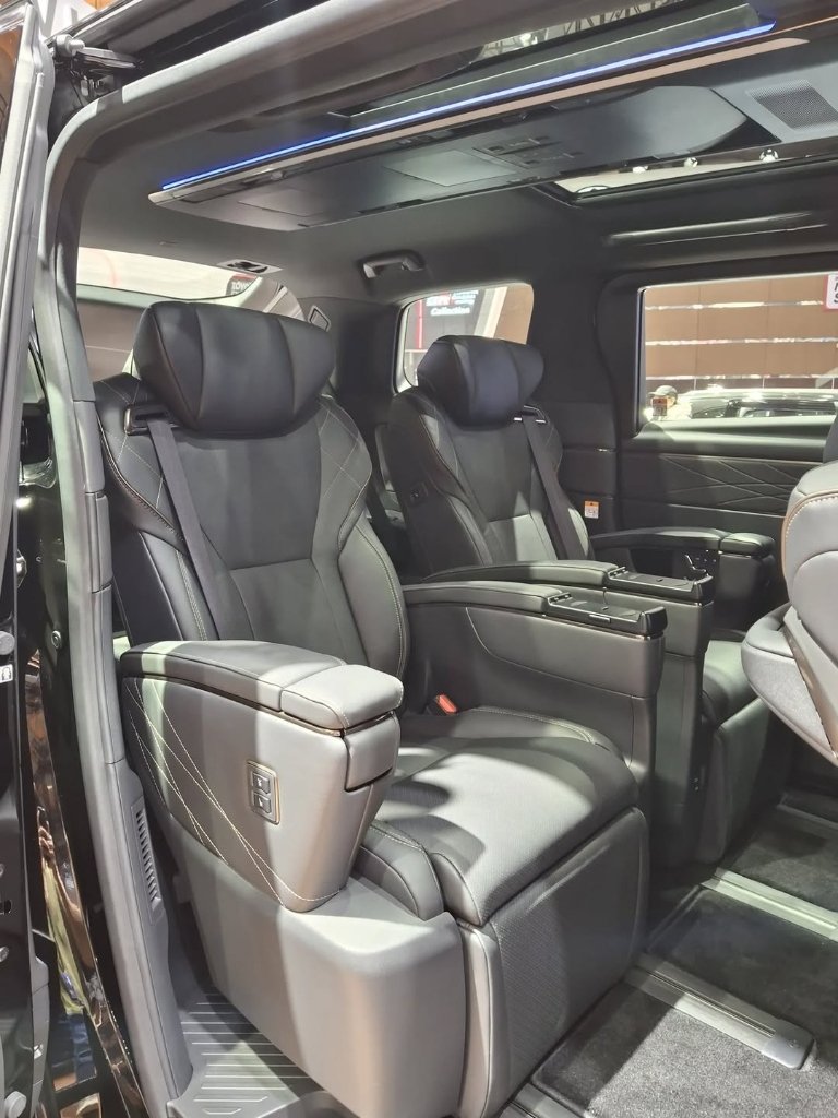 Kemewahan Baris Kedua Executive Captain Seat Ottoman Legrest