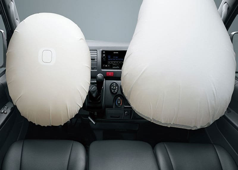 New Hiace Commuter & Premio Interior hiace_commuter_in_4