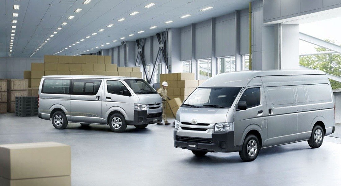 New Hiace Commuter & Premio Eksterior promo hiace commuter