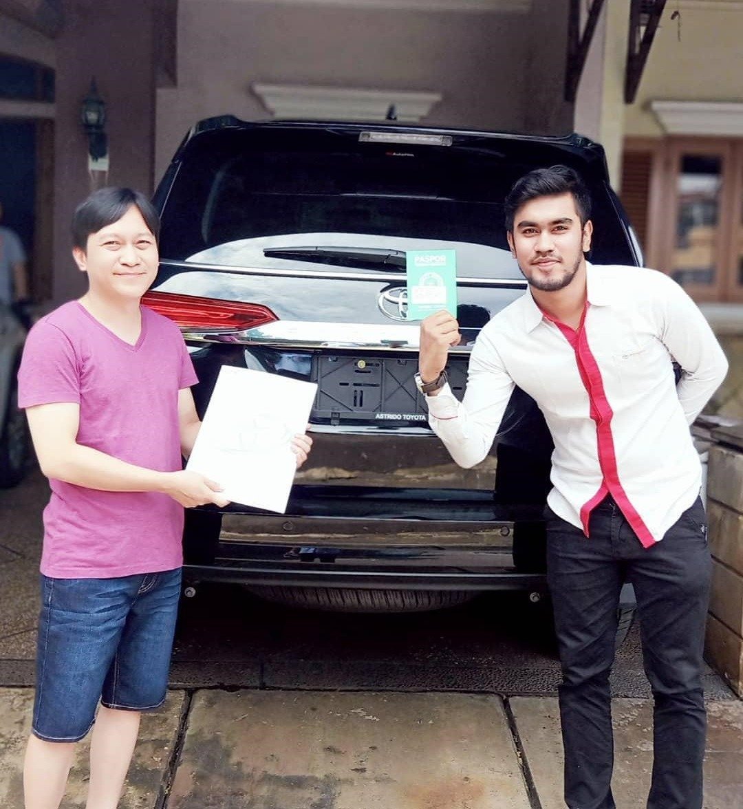 Background Serah Terima Toyota Fortuner GR Sport